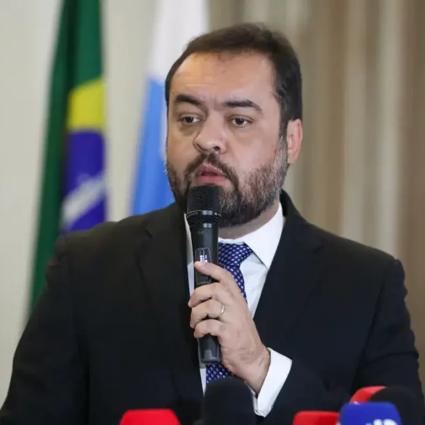 Castro sofre nova operação da PF