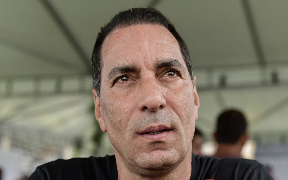 Edmundo é pré-candidato a deputado federal pelo RJ