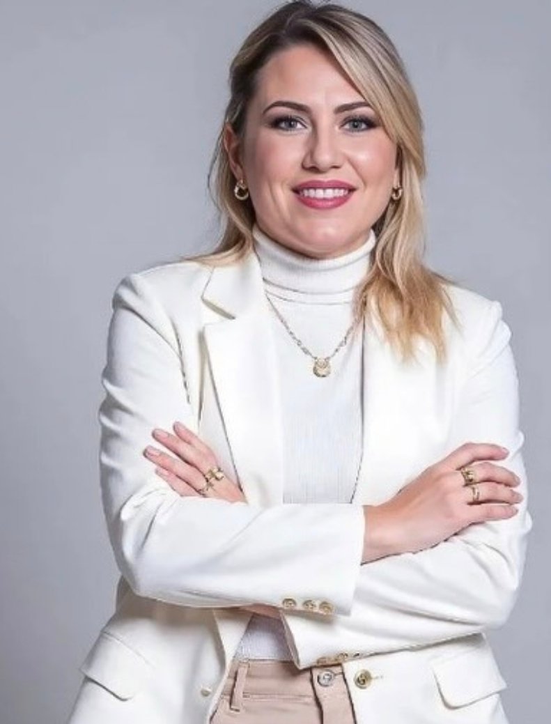 Vice-prefeita morre em acidente de carro.